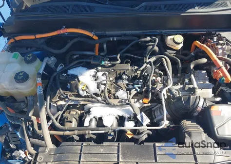 2022 Ford Maverick Xlt z USA, uszkodzony, nr VIN 3FTTW8E38NRA33834